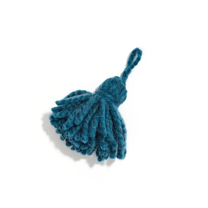 Azul Majorelle Pompon - handgefertigter marokkanischer Teppich TAZZRA Marrakesch Azul Majorelle Pompon - handgefertigter marokkanischer Teppich TAZZRA Marrakesch