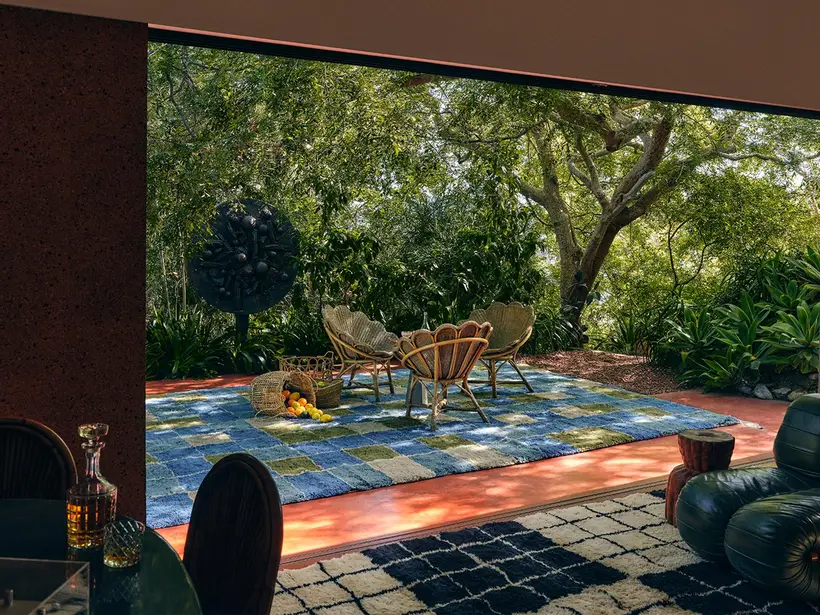 Bathhouse Reflection Delphinium Macadamia - tapis marocain fait main TAZZRA Marrakech