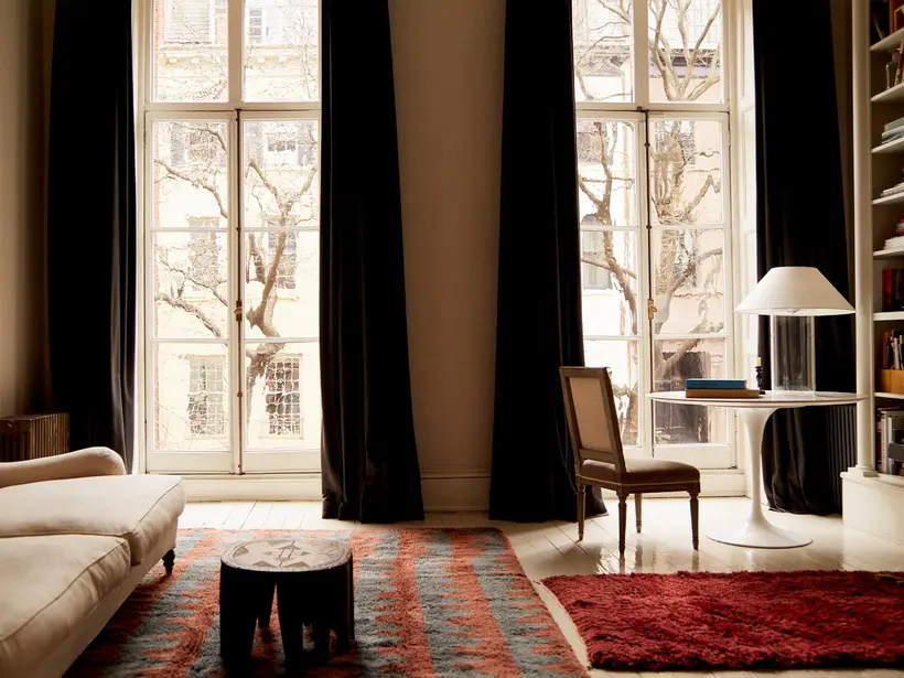 Massif Oxblood Nightfall - tapis marocain fait main TAZZRA Marrakech Massif Oxblood Nightfall - tapis marocain fait main TAZZRA Marrakech