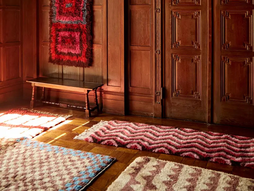Massif Sahara Brown Oxblood - handgefertigter marokkanischer Teppich TAZZRA Marrakesch