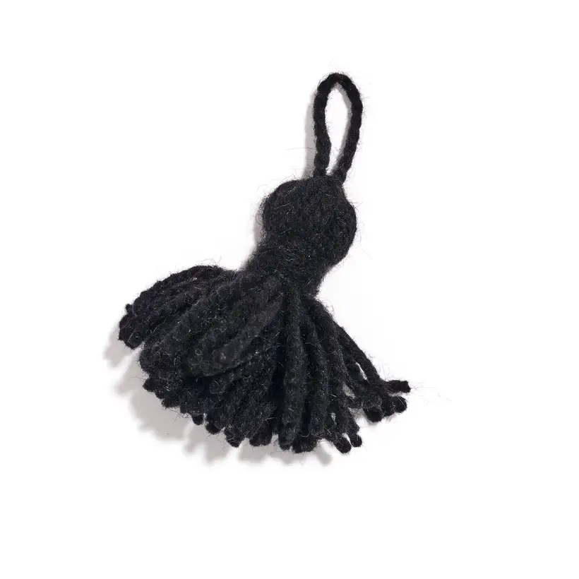 Tala Onyx Pompon - handgefertigter marokkanischer Teppich TAZZRA Marrakesch Tala Onyx Pompon - handgefertigter marokkanischer Teppich TAZZRA Marrakesch