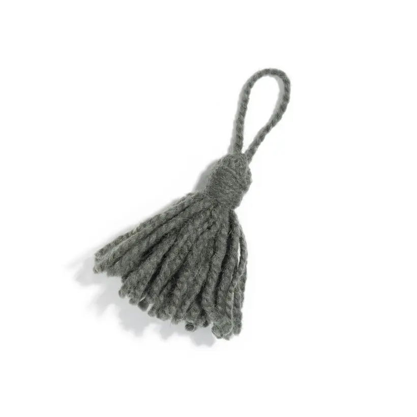 Tamda Rif Pompon - handgefertigter marokkanischer Teppich TAZZRA Marrakesch Tamda Rif Pompon - handgefertigter marokkanischer Teppich TAZZRA Marrakesch