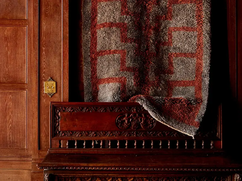 Tulu Nightfall Oxblood - سجادة مغربية يدوية TAZZRA مراكش Tulu Nightfall Oxblood - سجادة مغربية يدوية TAZZRA مراكش