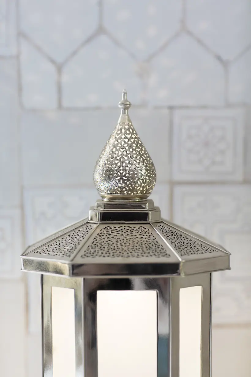 Floor Lamp Treville Floral - Moroccan artisan object by TAZZRA Marrakech Floor Lamp Treville Floral - Moroccan artisan object by TAZZRA Marrakech