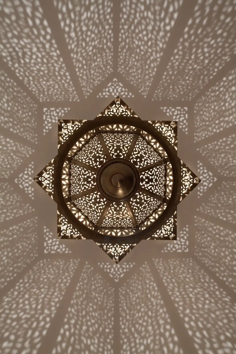 Pendant Moorish Floral - قطعة حرفية مغربية TAZZRA مراكش Pendant Moorish Floral - قطعة حرفية مغربية TAZZRA مراكش