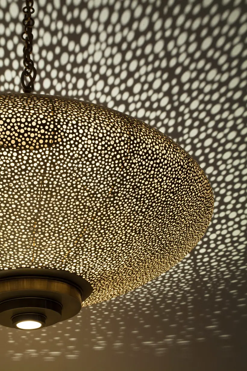 Pendant Squashed Globe Liquid Light - artisanat marocain TAZZRA Marrakech Pendant Squashed Globe Liquid Light - artisanat marocain TAZZRA Marrakech