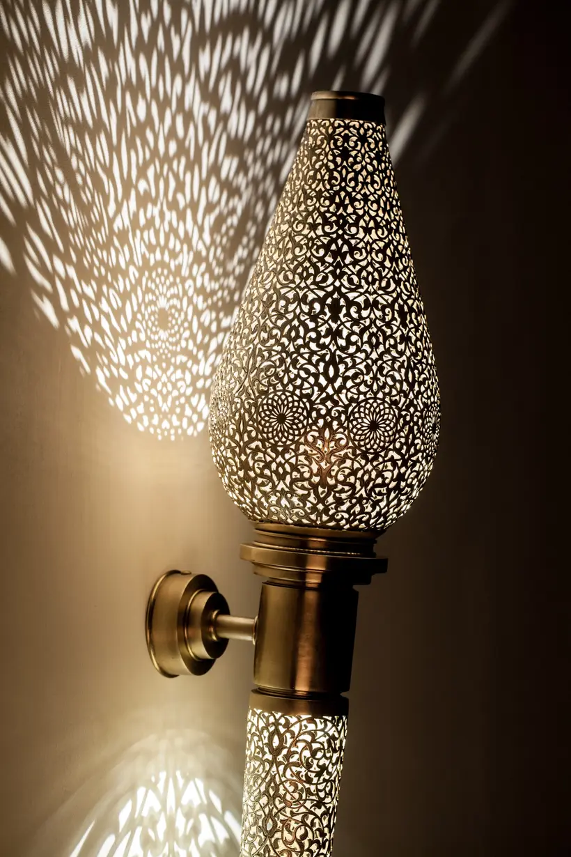 Wall Light Treville Torch Floral - قطعة حرفية مغربية TAZZRA مراكش Wall Light Treville Torch Floral - قطعة حرفية مغربية TAZZRA مراكش